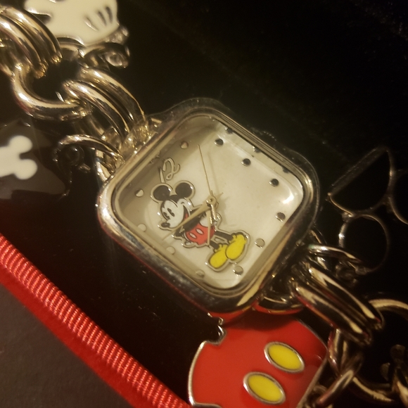 Mickey Mouse Silver Charm Bracelet Watch main image 4